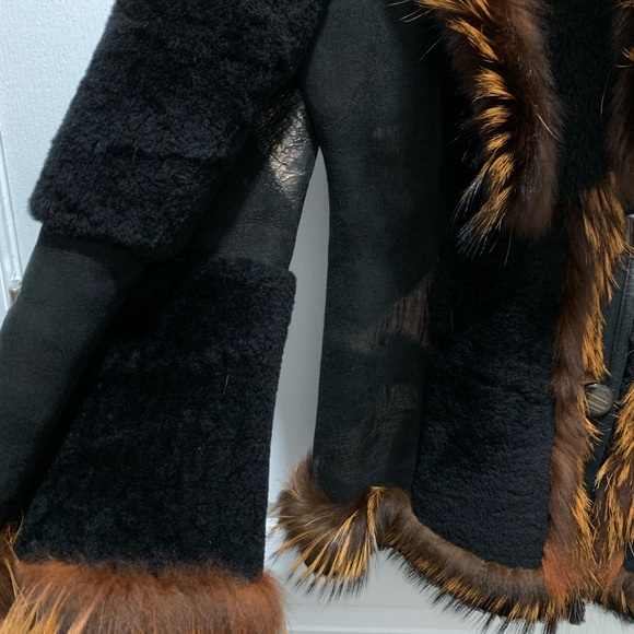 Fur jacket - Picture 3 of 9